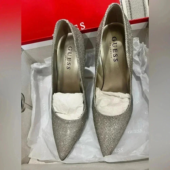 Guess  heels size 5.5 New with box - Picture 11 of 13
